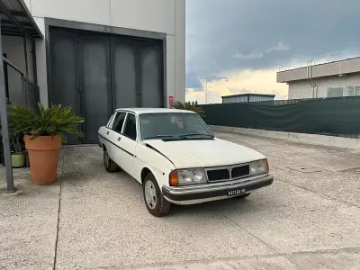 Usata Lancia Beta 122 CV (89 kW) 1983 Bianco Berlina
