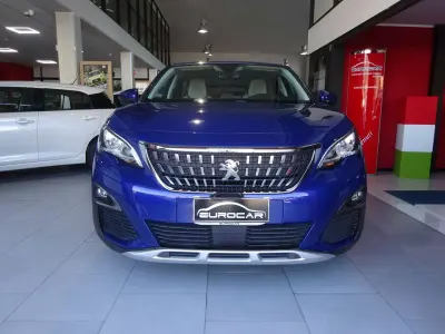 Usata Peugeot 3008 Allure 131 CV (96 kW) 2018 Blu/azzurro SUV
