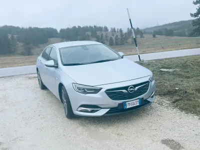 Usata Opel Insignia 136 CV (100 kW) 2018 Grigio Berlina