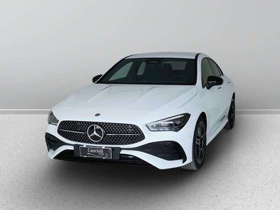 Mercedes CLA200