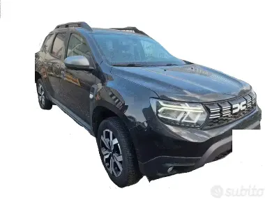 Usata Dacia Duster Journey 101 CV (74 kW) 2023 Nero SUV