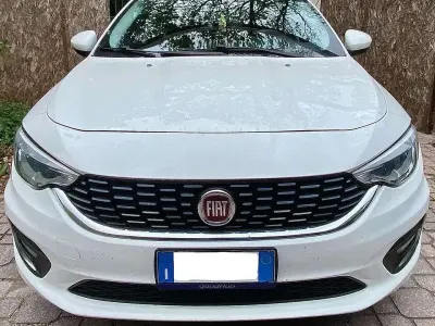 Usata Fiat Tipo Easy 95 CV (69 kW) 2017 Bianco Berlina
