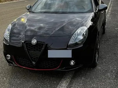 Usata Alfa Romeo Giulietta 140 CV (102 kW) 2012 Nero Utilitaria