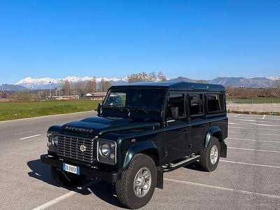 Usata Land Rover Defender 122 CV (89 kW) 2015 Verde Station wagon