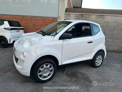 Nuova Aixam eMinauto 2026 Bianco Berlina