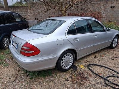 Occasion Mercedes E270 177 ch (130 kW) 2004 Gris Berline
