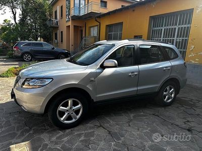 Usata Hyundai Santa Fe Dynamiq 155 CV (114 kW) 2009 Grigio SUV