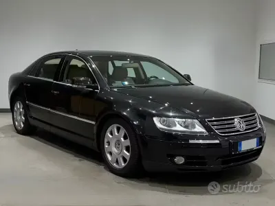 Occasion VW Phaeton 241 PK (177 kW) 2002 Zwart Sedan