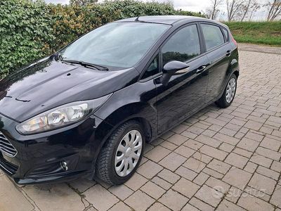 Usata Ford Fiesta Business Edition 75 CV (55 kW) 2016 Nero Berlina