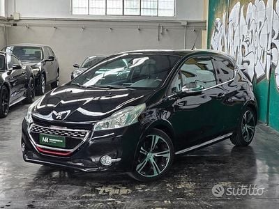 Usata Peugeot 208 GTi 199 CV (146 kW) 2015 Nero Utilitaria