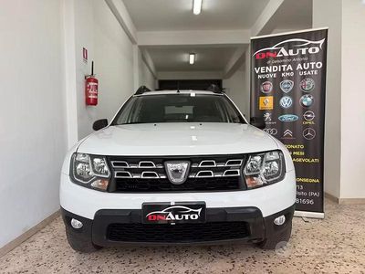 Usata Dacia Duster Prestige 110 CV (80 kW) 2015 Bianco SUV