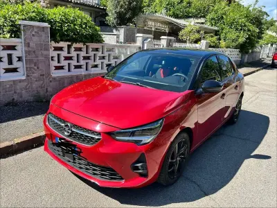 Usata Opel Corsa GS Line 101 CV (74 kW) 2021 Rosso Utilitaria