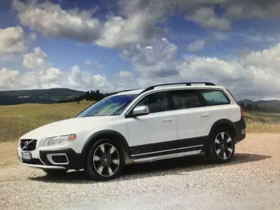 Usata Volvo XC70 Summum 205 CV (150 kW) 2010 Bianco Station wagon