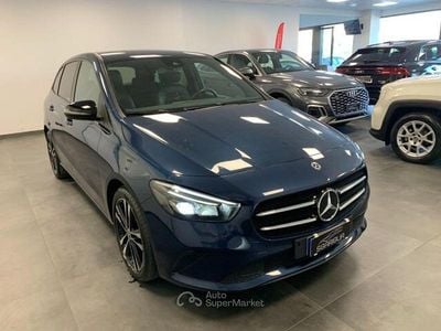 Usata Mercedes B160 95 CV (69 kW) 2019 Blu Monovolume