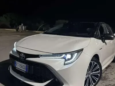 Usata Toyota Corolla Style 152 CV (111 kW) 2019 Berlina