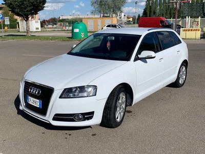 usata Audi A3 Sportback A3 1.6 tdi Young Edition 90cv