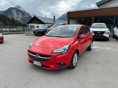 Usata Opel Corsa 90 CV (66 kW) 2016 Rosso Utilitaria