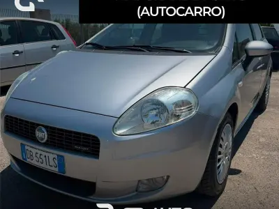 Usata Fiat Grande Punto 75 CV (55 kW) 2006 Utilitaria