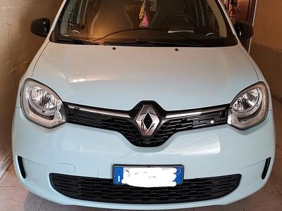 Usata Renault Twingo 65 CV (47 kW) 2023 Blu Utilitaria