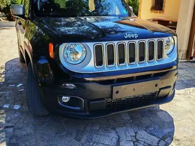 Usata Jeep Renegade Limited 140 CV (102 kW) 2018 Nero SUV