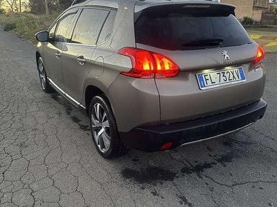 Usata Peugeot 2008 Allure 116 CV (85 kW) 2013 Beige SUV