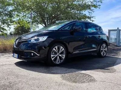 Usata Renault Scénic IV Intens 140 CV (102 kW) 2019 Monovolume