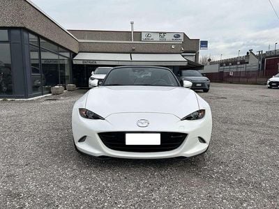 Usata Mazda MX5 Inclusive 184 CV (135 kW) 2018 Bianco Cabrio