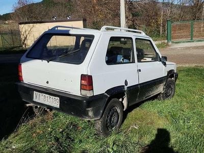 Usata Fiat 750 Young 34 CV (25 kW) 1990 Berlina