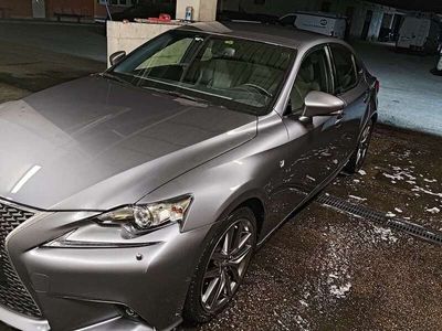 usata Lexus IS300 300h 2.5 F-Sport cvt