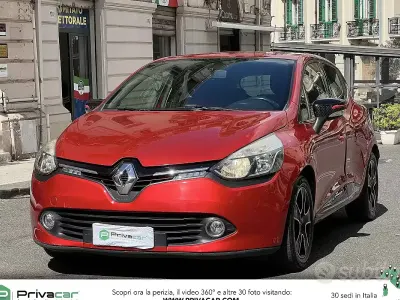 Occasion Renault Clio IV 75 PK (55 kW) 2015 Rood Hatchback
