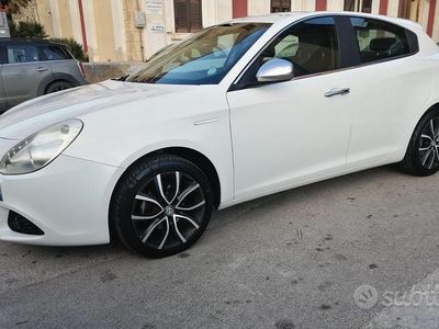 Usata Alfa Romeo Giulietta Distinctive 105 CV (77 kW) 2013 Bianco Berlina