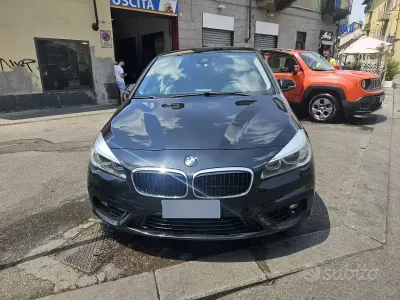 Usata BMW 216 Active Tourer Advantage 116 CV (85 kW) 2016 Nero Monovolume