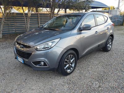 Usata Hyundai ix35 Xpossible 116 CV (85 kW) 2014 Grigio SUV