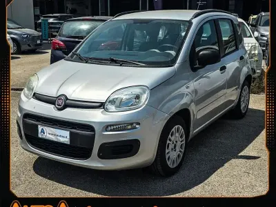 Usata Fiat Panda Easy 69 CV (50 kW) 2013 Grigio Utilitaria