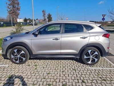 Usata Hyundai Tucson Xpossible 116 CV (85 kW) 2017 Argento SUV