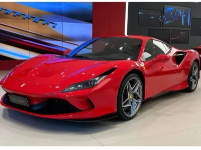 Usata Ferrari F8 721 CV (530 kW) 2021 Rosso Coupé