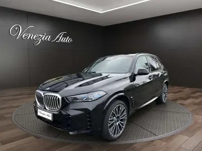 Usata BMW X5 M Sport 381 CV (280 kW) 2025 Nero SUV