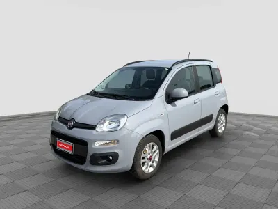 Usata Fiat Panda Lounge 69 CV (50 kW) 2019 Grigio moda Utilitaria