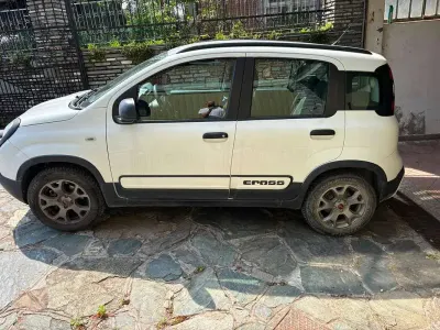 Usata Fiat Panda Cross Cross 69 CV (50 kW) 2018 Bianco Utilitaria