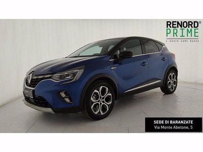Usata Renault Captur Techno 145 CV (106 kW) 2022 Blu scuro SUV