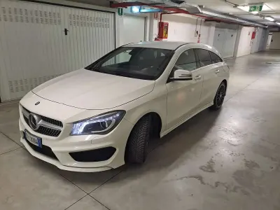 Usata Mercedes CLA220 Shooting Brake Premium 177 CV (130 kW) 2016 Bianco Station wagon
