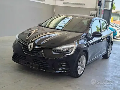 Usata Renault Clio Life 91 CV (66 kW) 2021 Nero Utilitaria
