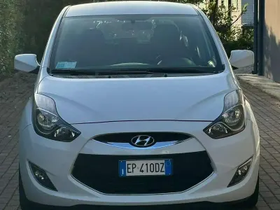 Usata Hyundai ix20 Style 90 CV (66 kW) 2012 Bianco Utilitaria