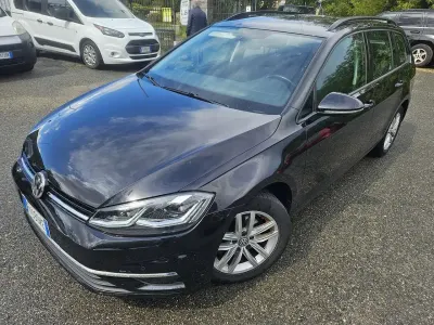 Usata VW Golf VII 116 CV (85 kW) 2018 Nero Station wagon
