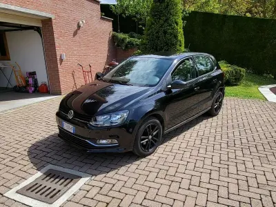 Usata VW Polo Comfortline 75 CV (55 kW) 2014 Nero Berlina