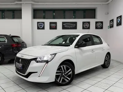 Brugt Peugeot 208 Allure 102 HK (75 kW) 2022 Hvid Hatchback