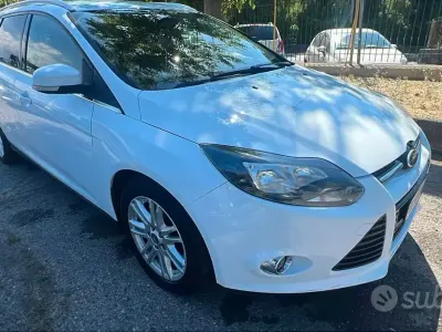 Usata Ford Focus 115 CV (84 kW) 2012 Bianco Berlina