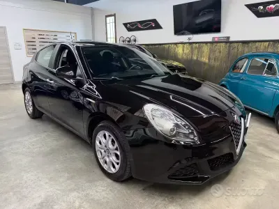 Usata Alfa Romeo Giulietta Business 120 CV (88 kW) 2017 Nero Utilitaria