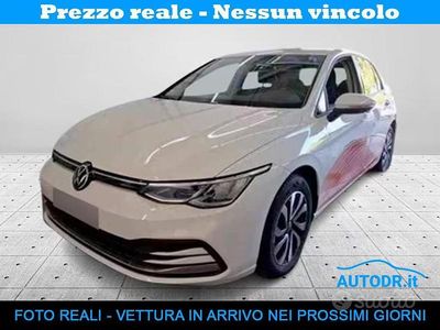 Usata VW Golf VIII Active 116 CV (85 kW) 2022 Bianco Berlina