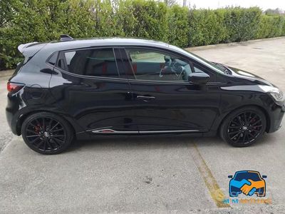 Usata Renault Clio IV Trophy 220 CV (161 kW) 2017 Nero Berlina